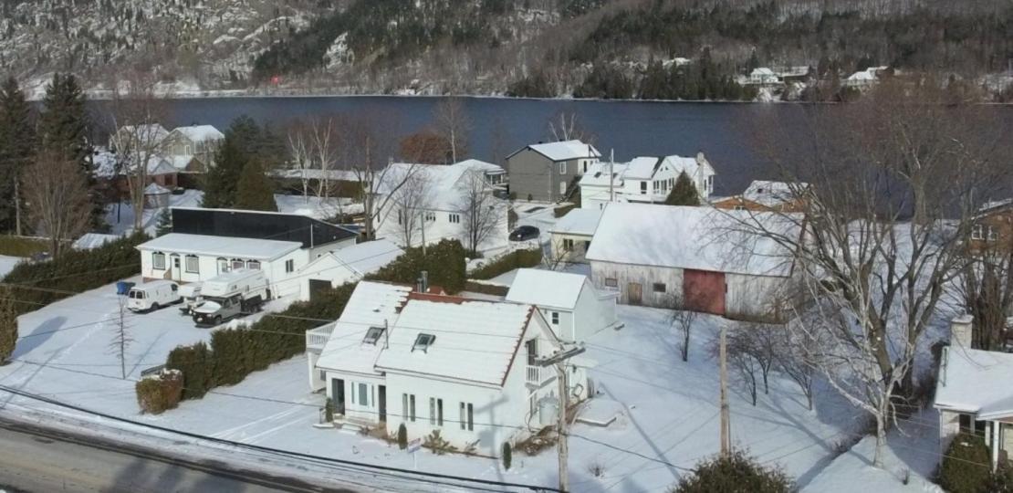 La Maison Du Village, Spa Shawinigan Luaran gambar
